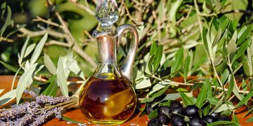 olive oil 1596417 960 720