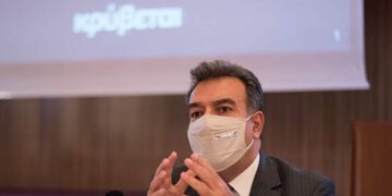 ΜΑΝΟΣ ΚΟΝΣΟΛΑΣ 1
