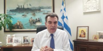 ΜΑΝΟΣ ΚΟΝΣΟΛΑΣ ΑΣΤΕ 2