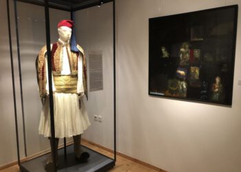 Φορεσιά του Όθωνα και έργο του Γιάννη Αδαμάκη 1024x768