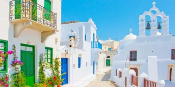 amorgos xromata kagela parathira.jpg