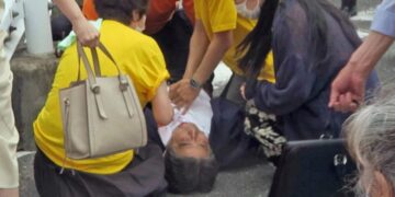Σίνζο Άμπε: Υπέκυψε στα τραύματά του μετά την δολοφονική επίθεση