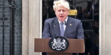 Πολιτική κρίση στη Βρετανία: Ο Μπόρις Τζόνσον παραιτείται «σε δόσεις» από πρωθυπουργός