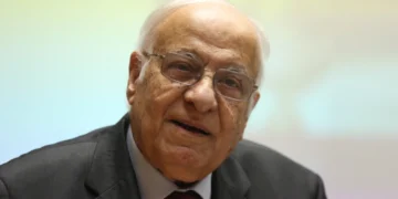 Πέθανε ο αστροφυσικός Διονύσης Σιμόπουλος