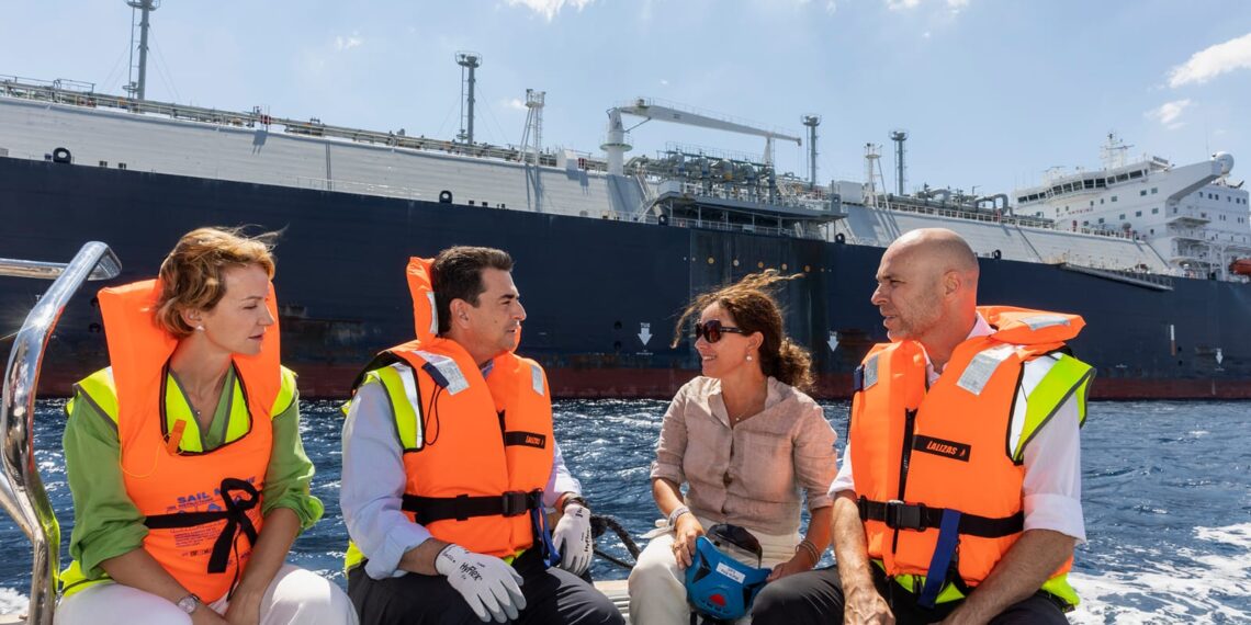 Σκρέκας: «Η νέα πλωτή δεξαμενή ενισχύει την επάρκεια εφοδιασμού της χώρας σε φυσικό αέριο»