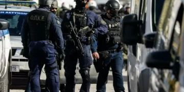 Τεράστια επιχείρηση της ΕΛ.ΑΣ για ναρκωτικά - Πάνω από 20 οι εμπλεκόμενοι