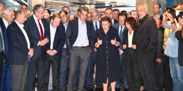 Τα εγκαίνια των τριών νέων σταθμών του μετρό στον Πειραιά