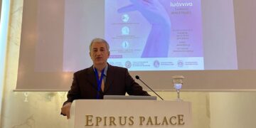 Ιγνατιάδης: Χειρουργικά θαύματα κάνει η μικροχειρουργική