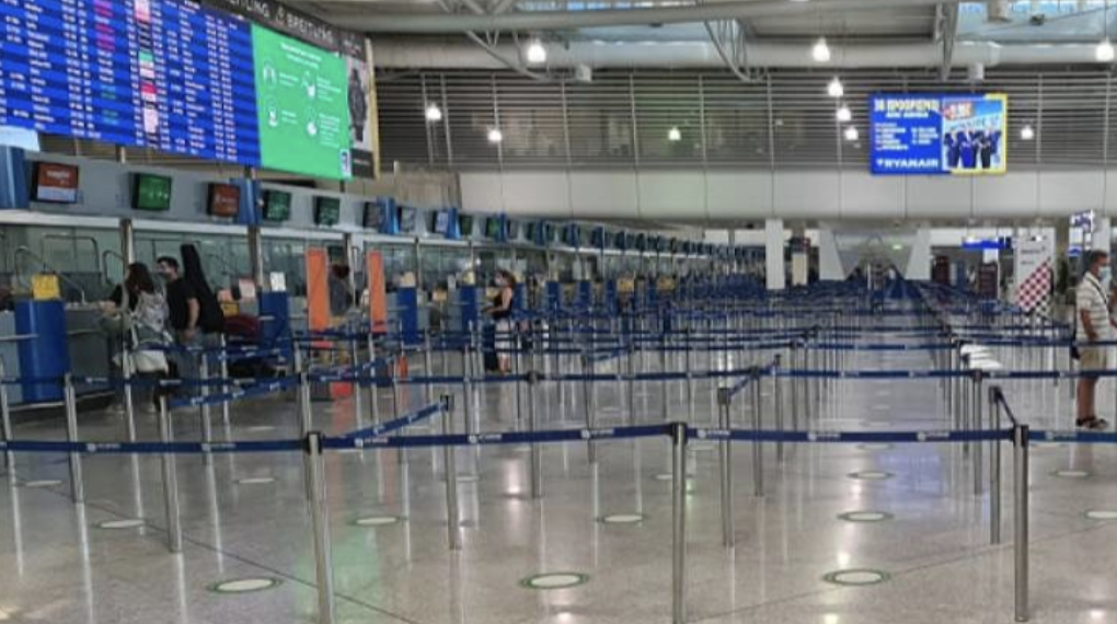 Συνελήφθη ο αλλοδαπός φαρσέρ που αναστάτωσε το αεροδρόμιο «Ελευθέριος Βενιζέλος» και έξι νοσοκομεία