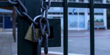 Κακοκαιρία: Κλειστά τα απογευματινά και τα εσπερινά σχολεία στην Αττική