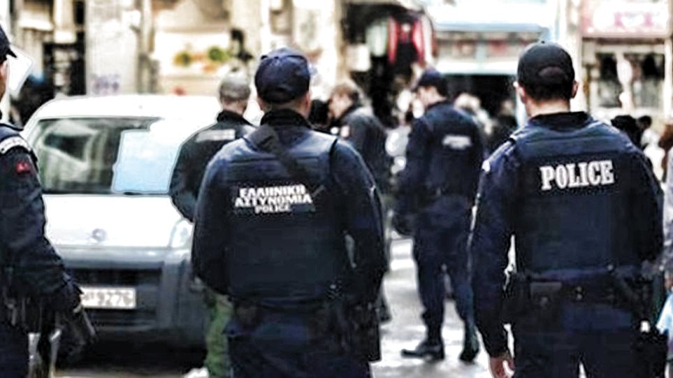 ΕΛ.ΑΣ: Επιχείρηση στο κέντρο της Αθήνας για την εγκληματικότητα – Συνελήφθησαν 20 άτομα