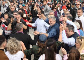 Πλήθος κόσμου στη μεγάλη γιορτή της Περιφέρειας Αττικής για τα Κούλουμα στο Μητροπολιτικό Πάρκο Αντώνης Τρίτσης