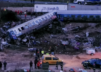 Τραγωδία στα Τέμπη: Στους 57 οι νεκροί και 56 έχουν δηλωθεί ως αγνοούμενοι στην ΕΛΑΣ
