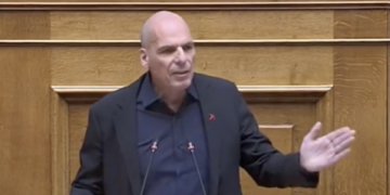 Επίθεση σε Βαρουφάκη: Σε εξέλιξη οι έρευνες για τους δράστες