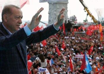 Εκλογές στην Τουρκία: Θα είμαστε μαζί μέχρι τον θάνατο, λέει ο Ερντογάν μετά τη νίκη