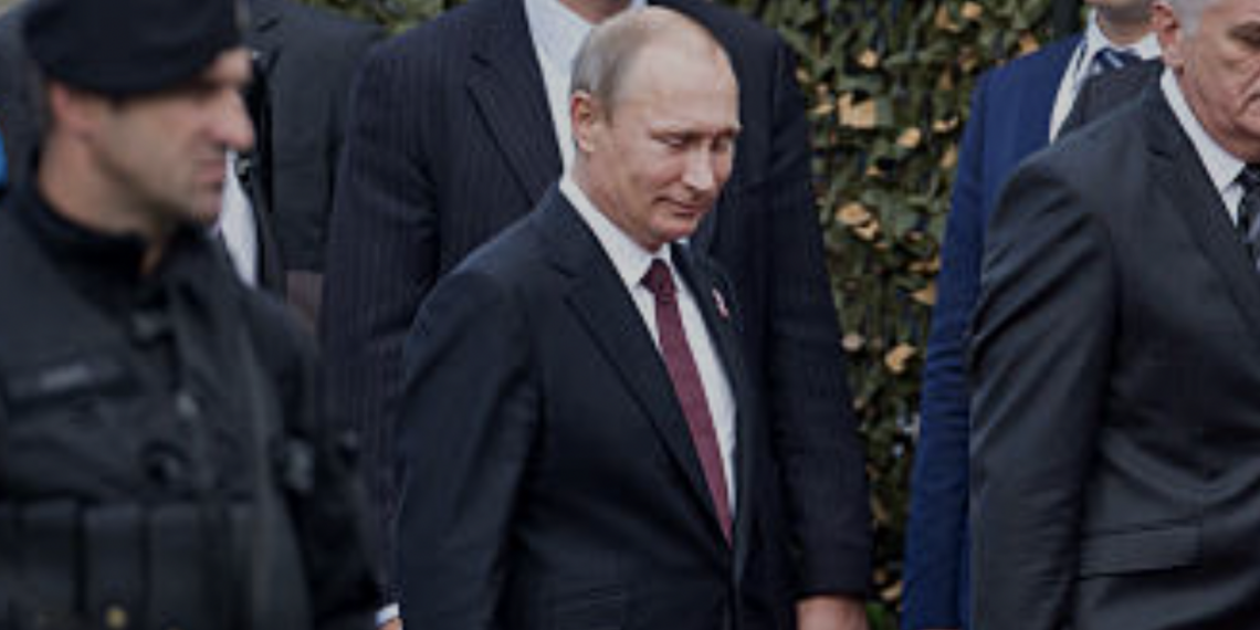 Β. Πούτιν: Κίνδυνος πυρηνικού πολέμου αν το ΝΑΤΟ στείλει στρατεύματα στην Ουκρανία
