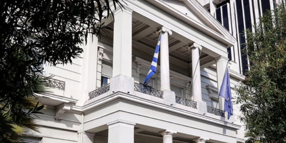 ΥΠΕΞ: Η ελληνική κυβέρνηση καταδικάζει απερίφραστα τις επιθέσεις του Ιράν προς το Ισραήλ