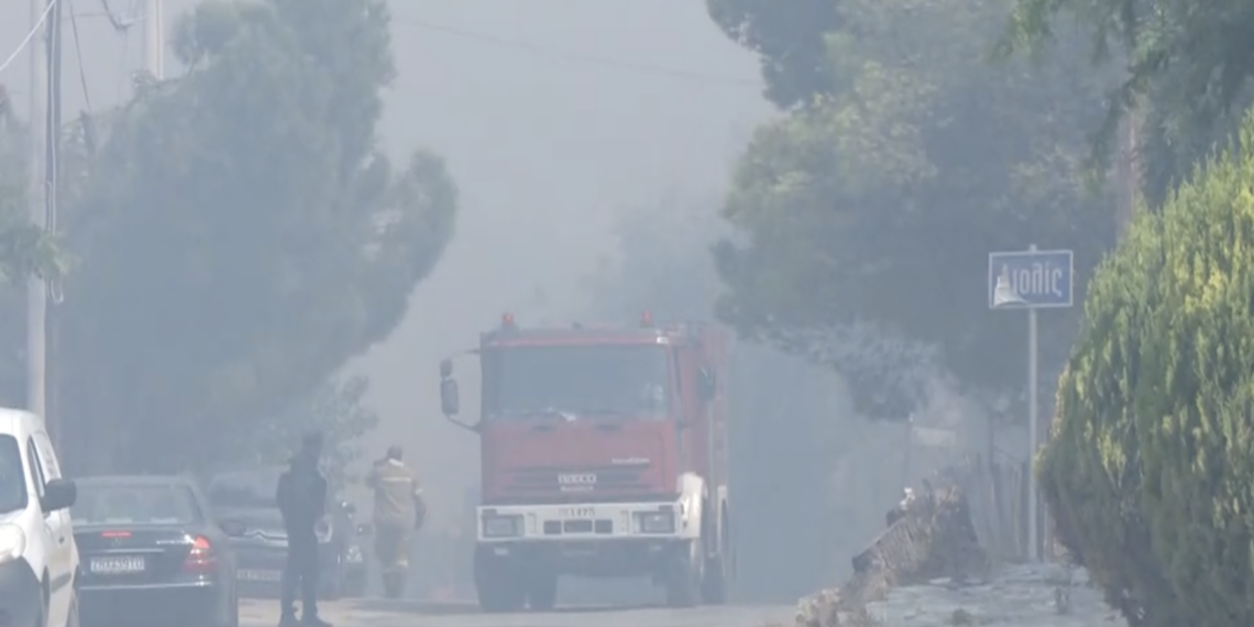 Θερμή παράκληση από την Ελληνική Αστυνομία προς όλους τους πολίτες να αποφεύγουν τις περιοχές που πλήττονται από πυρκαγιές