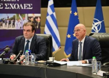 Πρωτοβουλίες για την Προσέλκυση Νέων στις Στρατιωτικές Σχολές: Συνάντηση Νίκου Δένδια με τον Κυριάκο Πιερρακάκη και Παρουσίαση Δράσεων